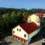 Szálloda Konradowka Wellness & - 300 Metrow Do Centrum 3*
