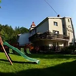 Szálloda Konradowka Wellness & - 300 Metrow Do Centrum 3*