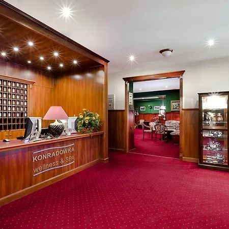 Konradowka Wellness & - 300 Metrow Do Centrum Отель 3*