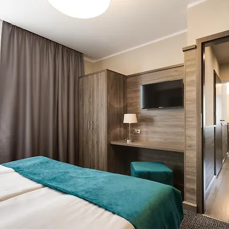 Hotel Konradówka Wellness&spa - 300 Metrów Do Centrum