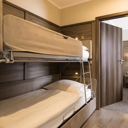 Konradówka Wellness&spa - 300 Metrów Do Centrum