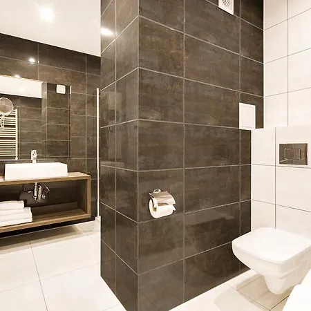 Отель Konradowka Wellness & - 300 Metrow Do Centrum Карпач