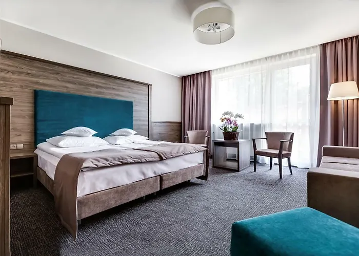 Konradowka Wellness & - 300 Metrow Do Centrum Szálloda 3*