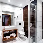 Konradowka Wellness & - 300 Metrow Do Centrum 3* カルパッチ