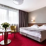 Konradowka Wellness & - 300 Metrow Do Centrum 3* カルパッチ
