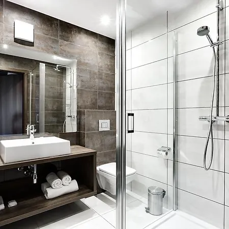 Konradówka Wellness&spa - 300 Metrów Do Centrum 3*
