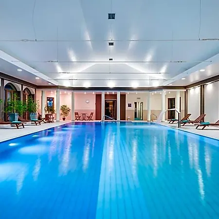 Konradowka Wellness & - 300 Metrow Do Centrum מלון