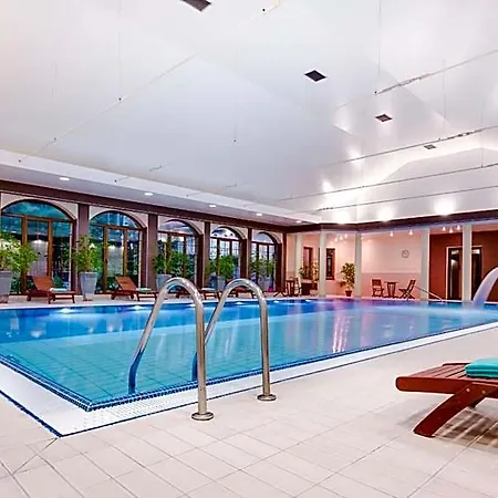 Konradowka Wellness & - 300 Metrow Do Centrum מלון