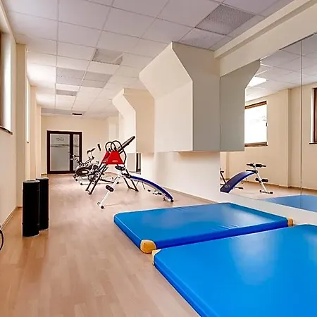 Konradowka Wellness & - 300 Metrow Do Centrum Hotel 3*