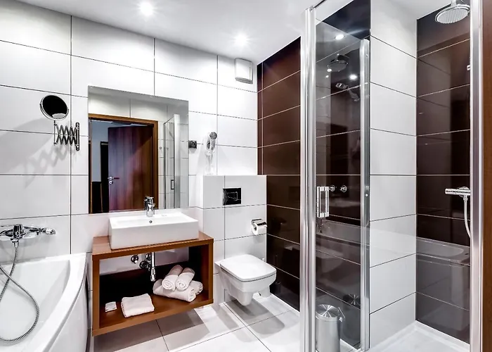 Konradowka Wellness & - 300 Metrow Do Centrum 3* カルパッチ